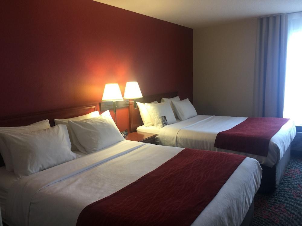 Comfort Inn & Suites University Calgary Bagian luar foto