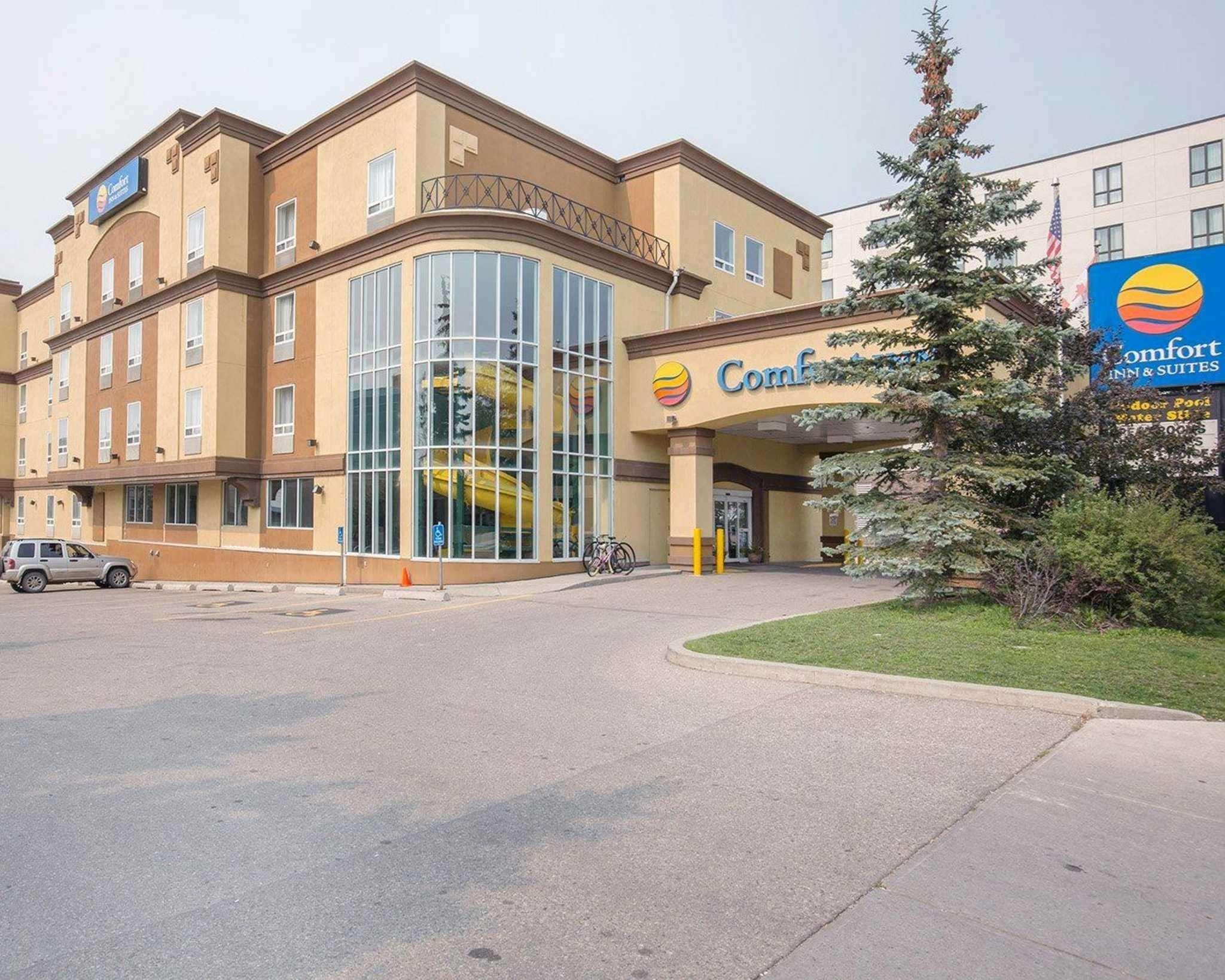 Comfort Inn & Suites University Calgary Bagian luar foto